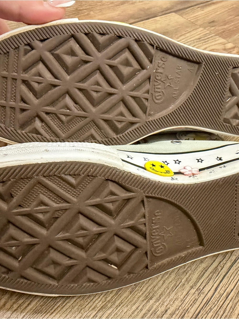 Converse Lift Platform Smiles Floral High Tops Women’s 6.5 🌼 - Picture 11 of 12